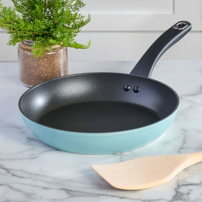 12007101, Martha Stewart, 11" Aluminum Frying Pan