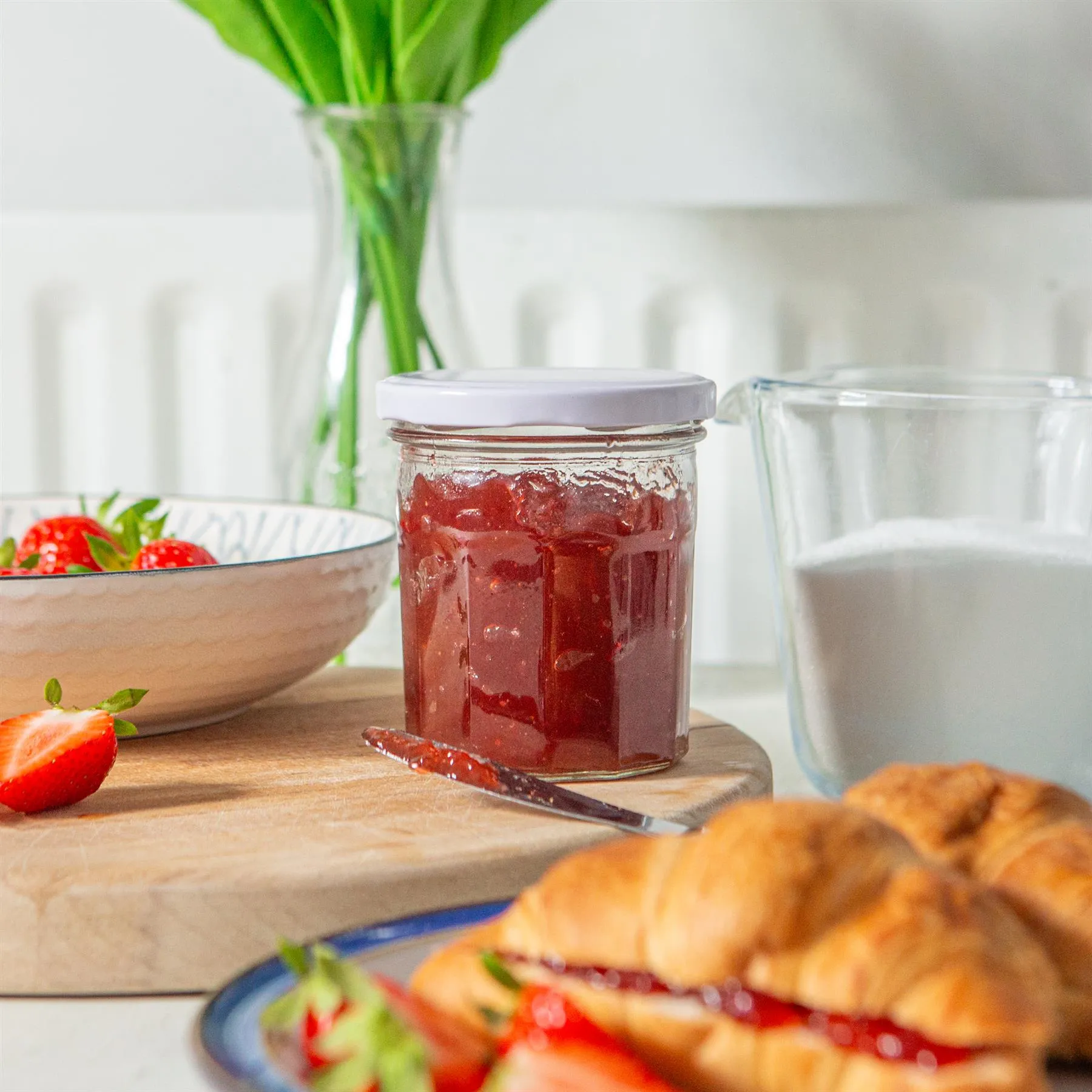 250ml Glass Jam Jars with Lids - Pack of 6 - By Argon Tableware