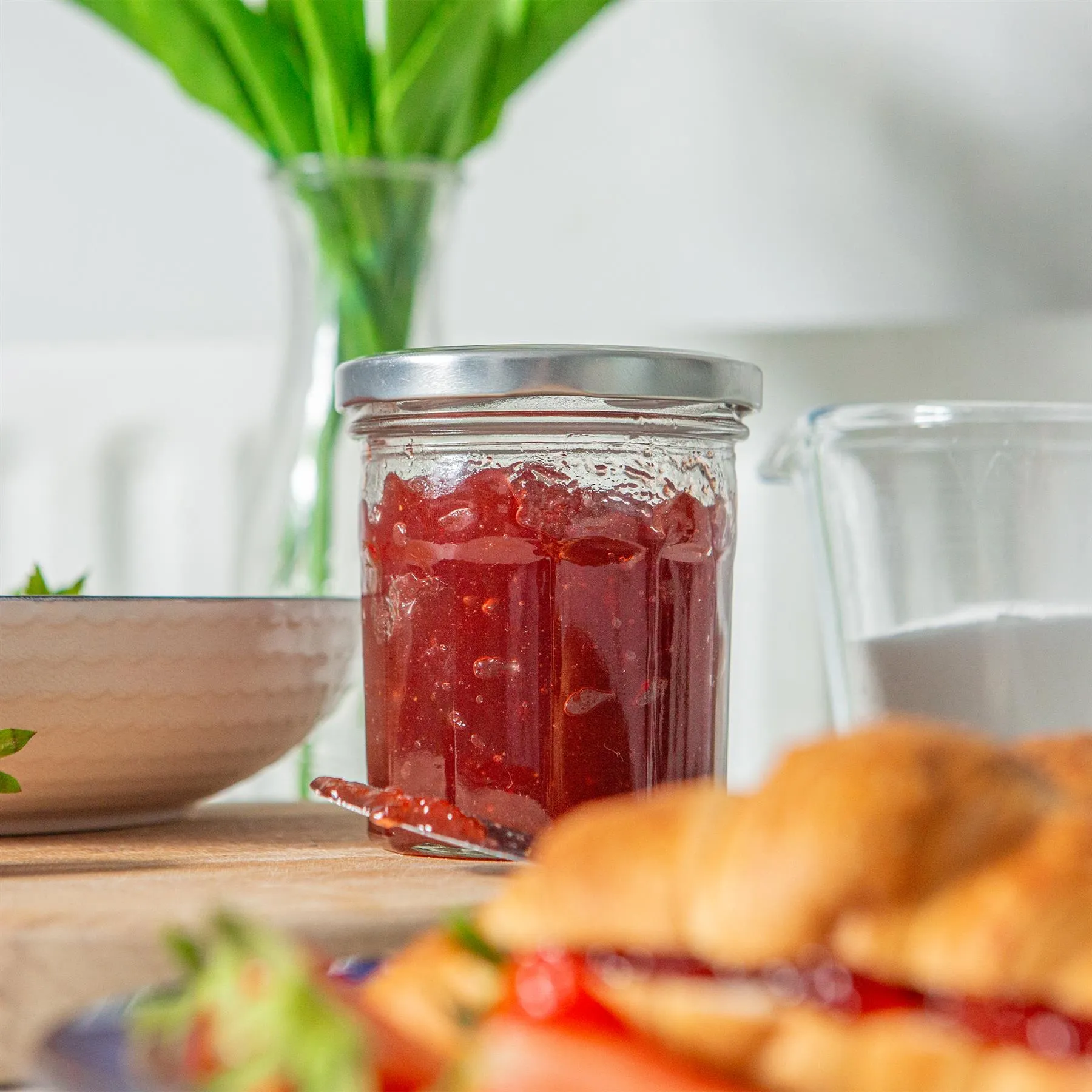 250ml Glass Jam Jars with Lids - Pack of 6 - By Argon Tableware