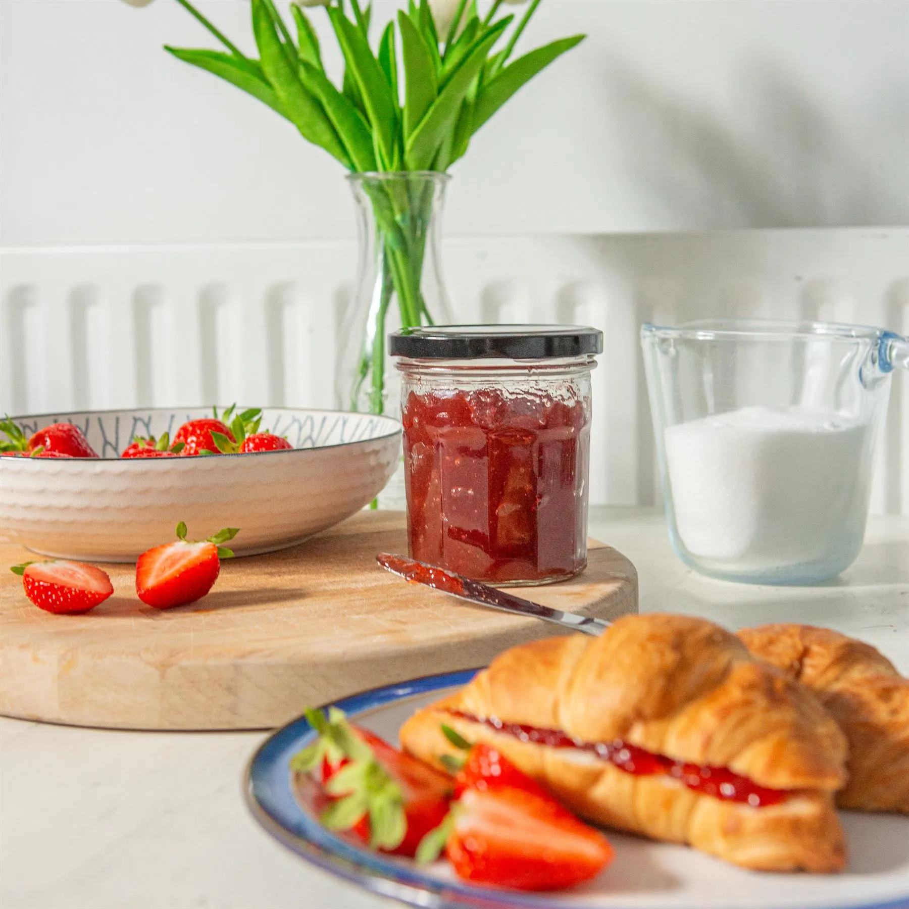 250ml Glass Jam Jars with Lids - Pack of 6 - By Argon Tableware