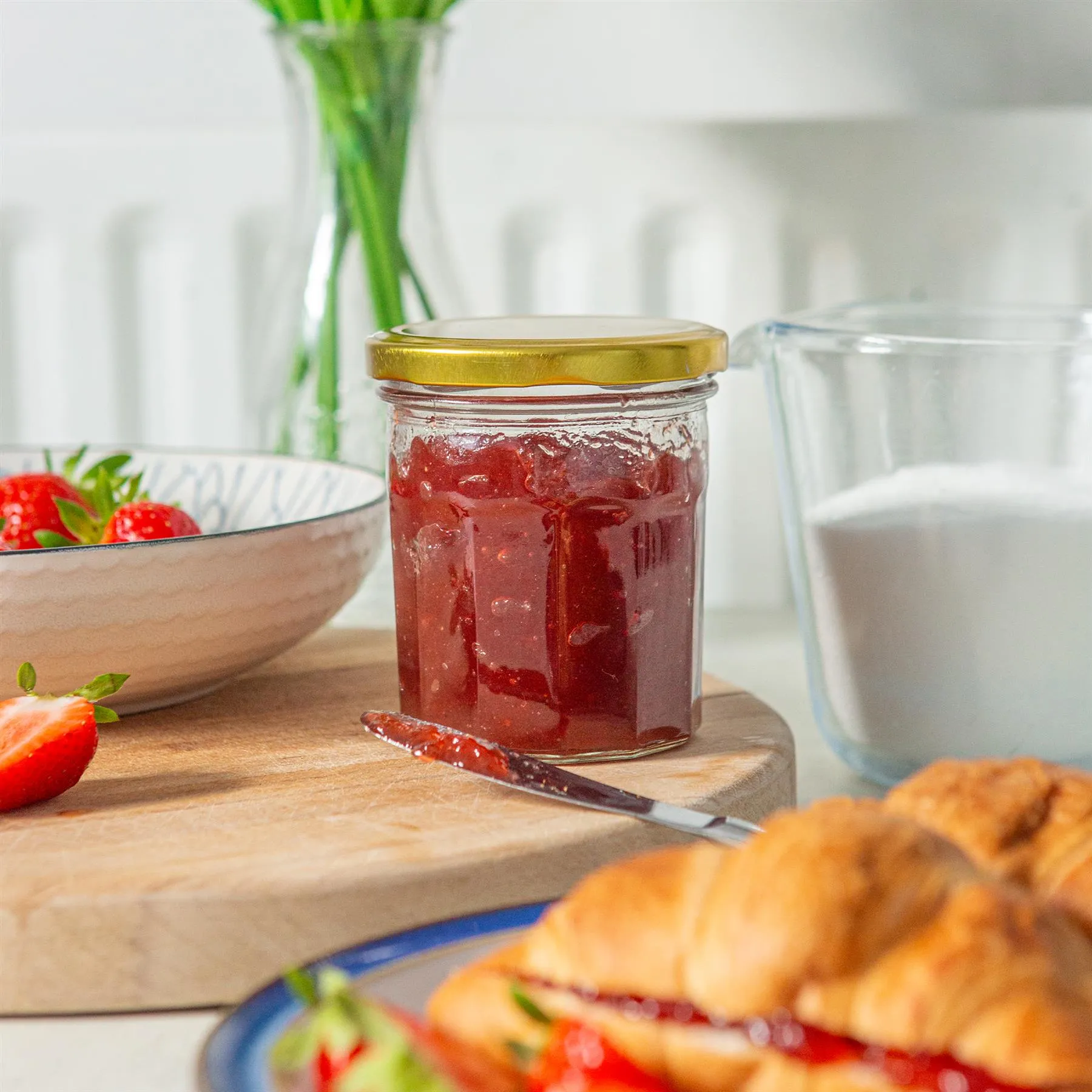 250ml Glass Jam Jars with Lids - Pack of 6 - By Argon Tableware