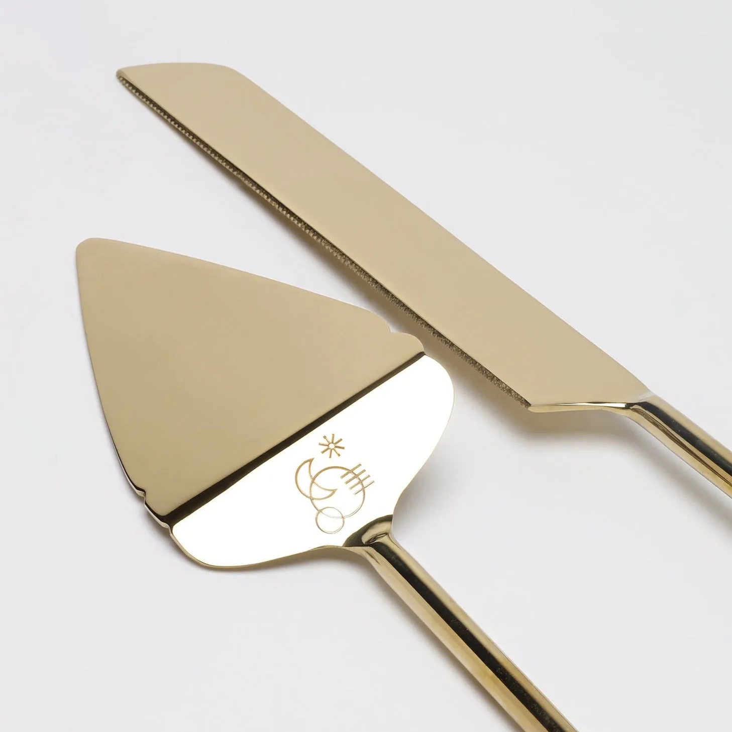 Dana Cake Knives